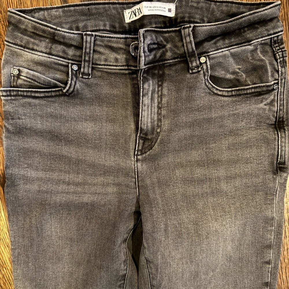 ** Zara Charcoal Denim Jeans **
